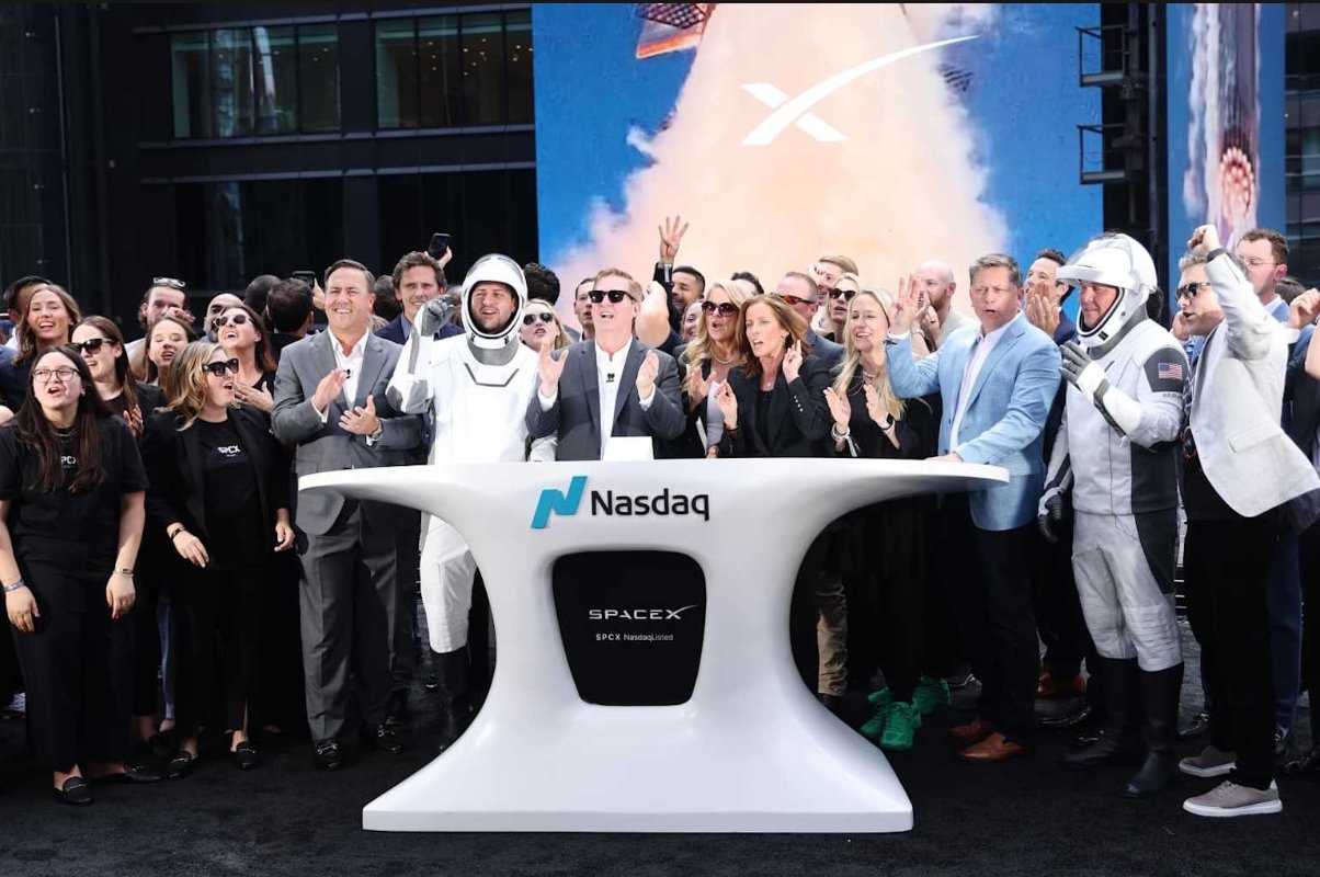 SpaceX intègre l'indice FTSE All-World 10 jours après son IPO record